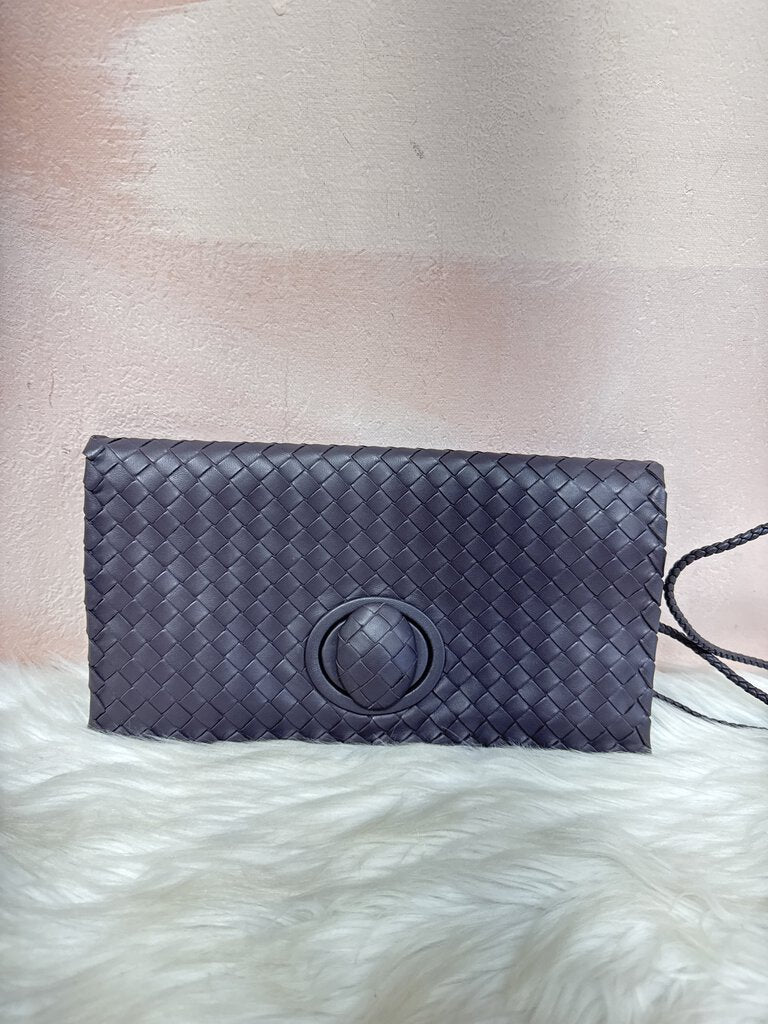 Bottega Veneta Mauve Nappa Intrecciato Twist Clutch w/ Lariat Strap