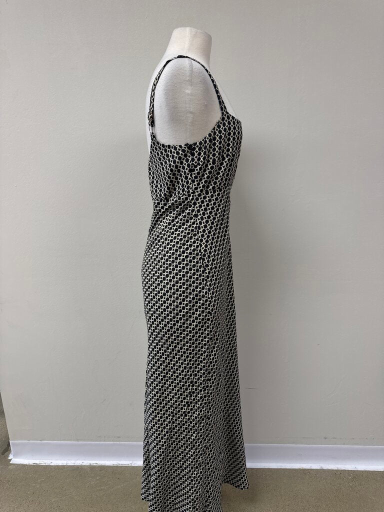 Dissh Black and Cream Geo Print Maxi Dress