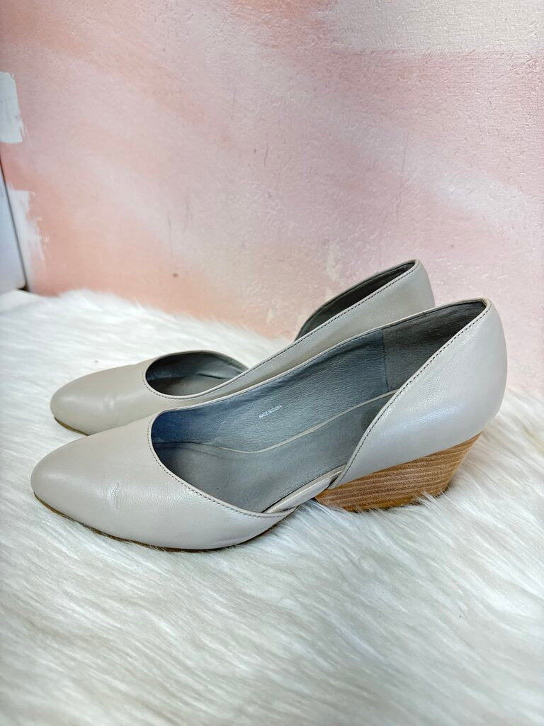 Eileen Fisher Taupe Heel