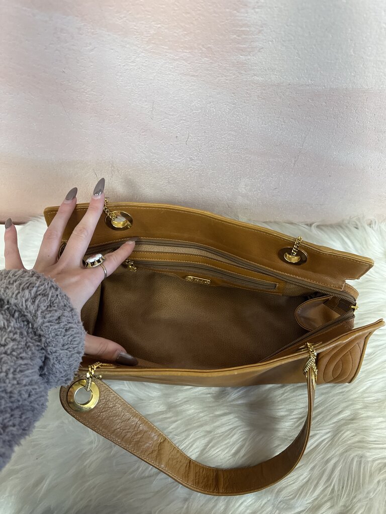 Fendi Vintage Quilted Leather Shoulder Bag