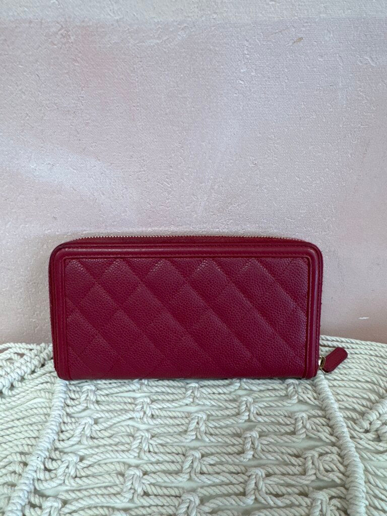 Chanel Filigree Interlocking CC Continental Wallet (As Is)