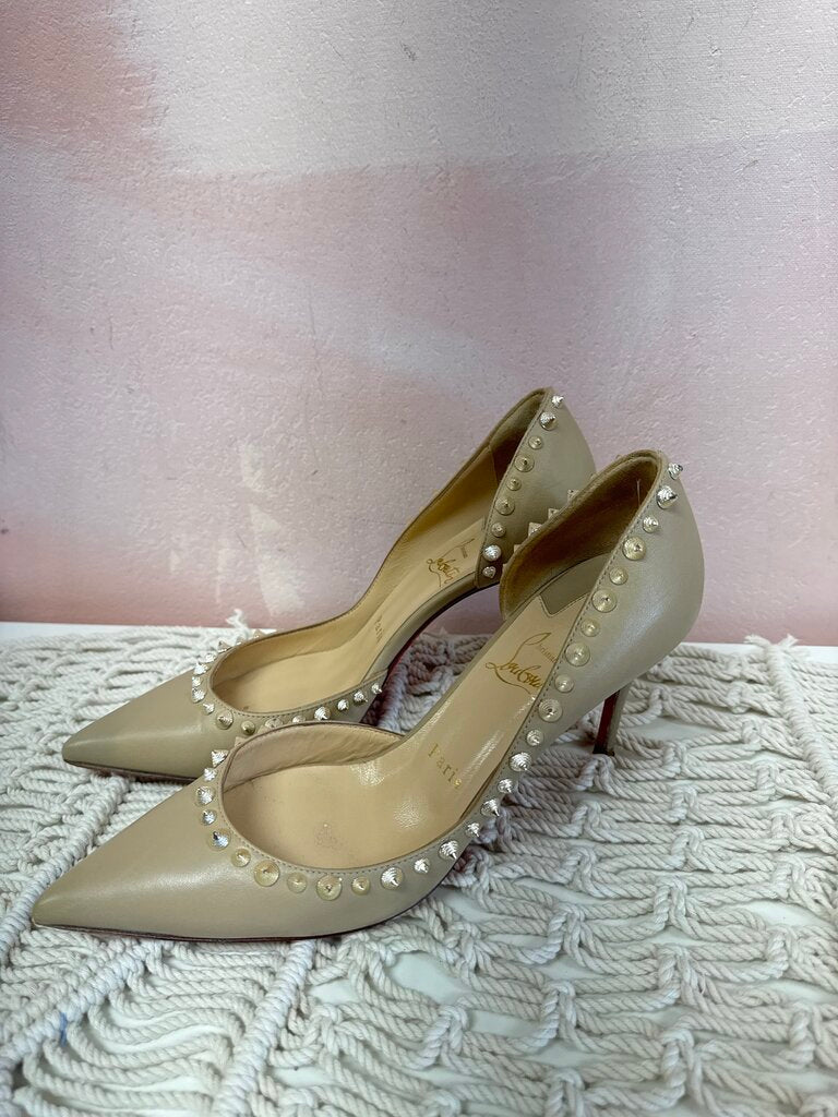 Louboutin Tan Studded Pump (As Is)