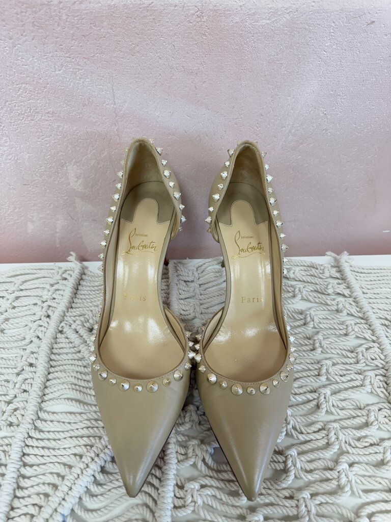 Louboutin Tan Studded Pump (As Is)