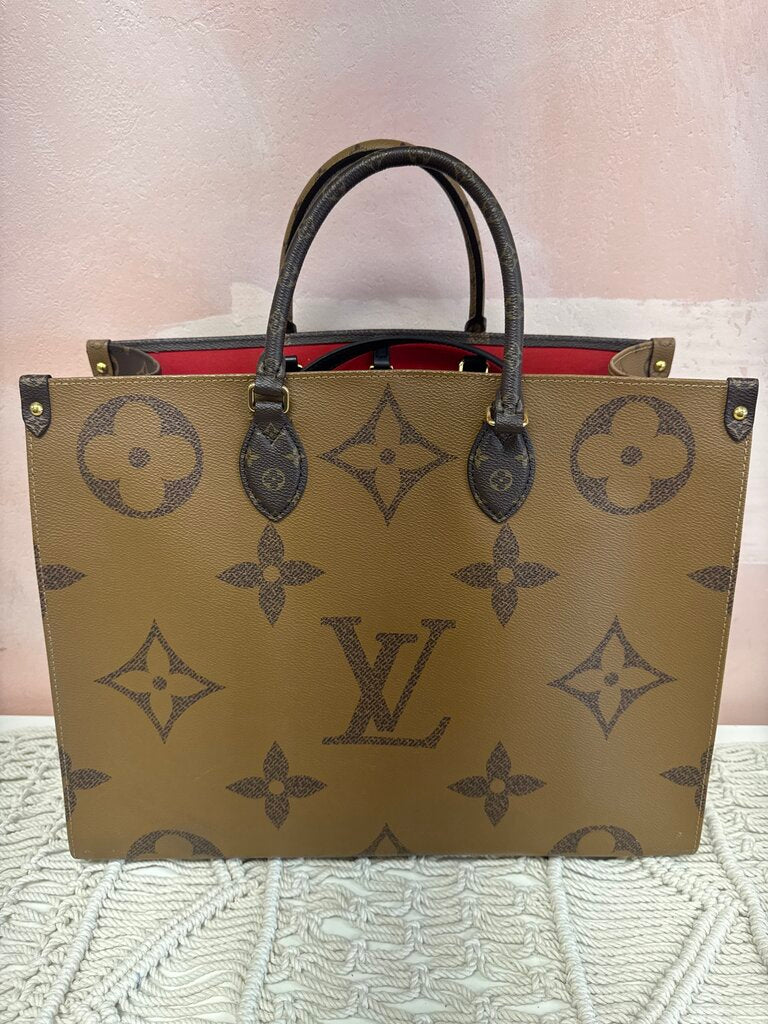 Louis Vuitton Giant Monogram Onthego GM Tote