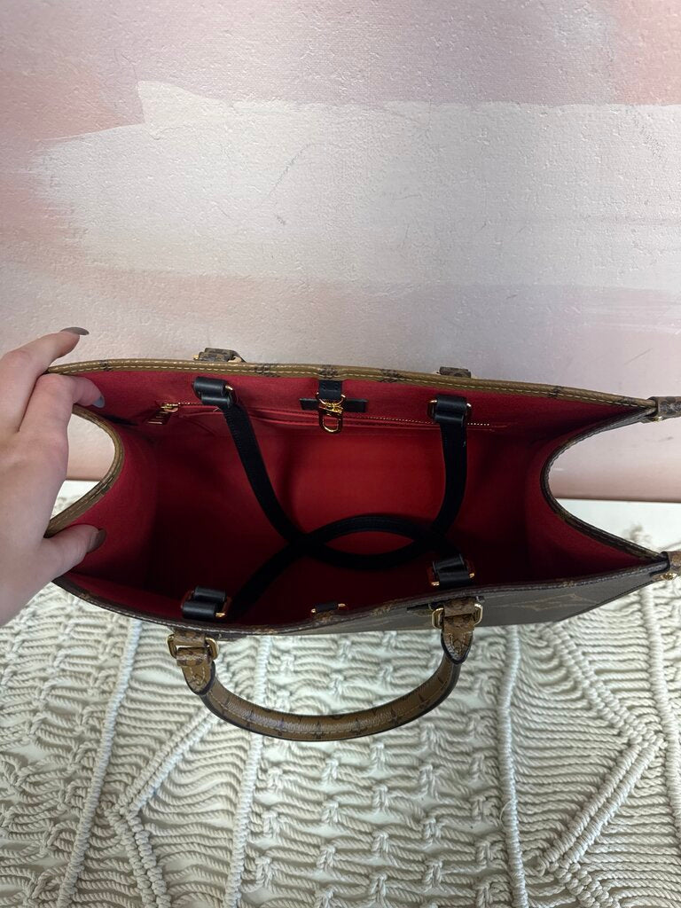 Louis Vuitton Giant Monogram Onthego MM Tote