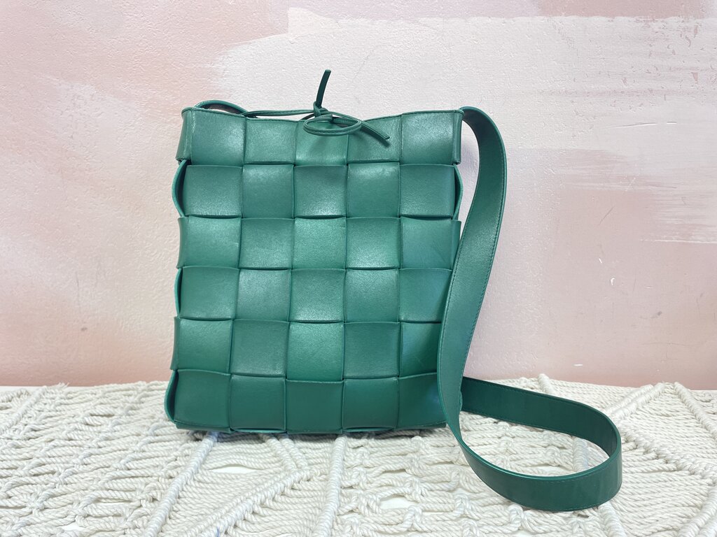 Bottega Green Intrecciato Cassette Crossbody *Dust Bag