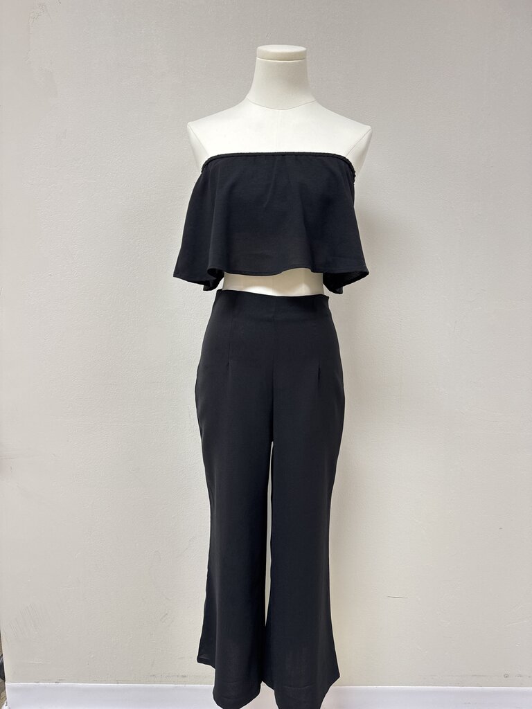 Superdown Black Cropped Top and Pant Set