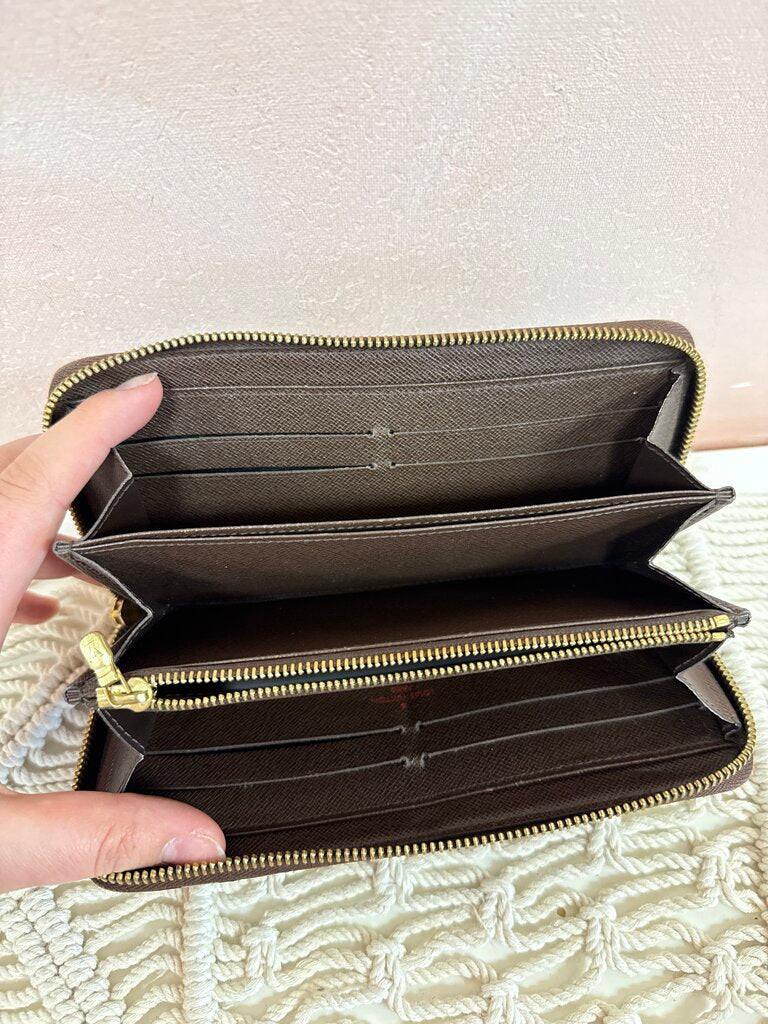 Louis Vuitton Ebene Damier Continental Wallet '14