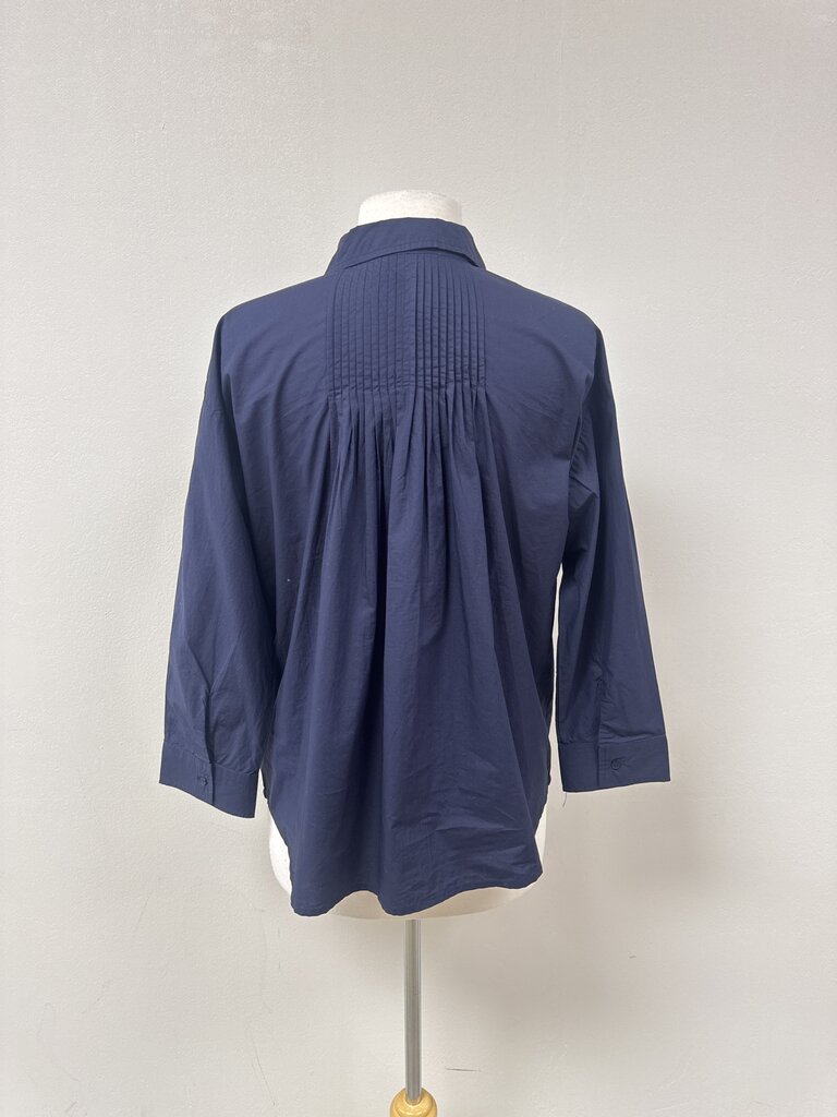 Vilagallo Blue Sequin Floral Button Up