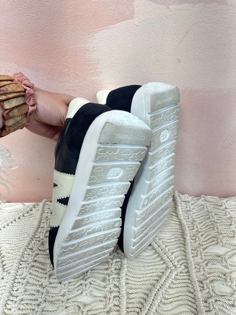 Wonders Sneakers
