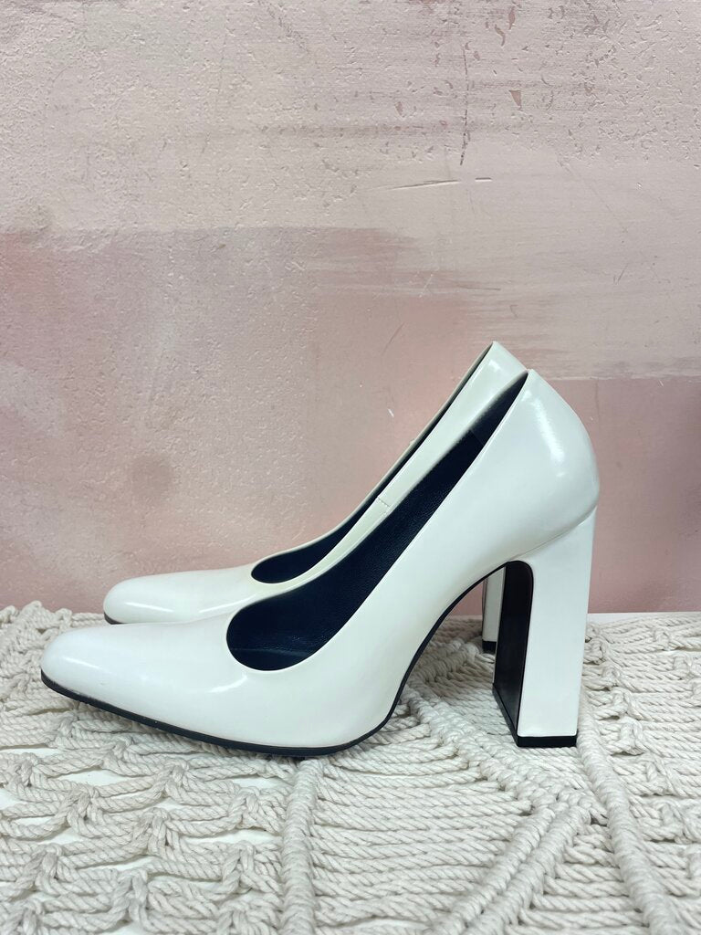 Balenciaga White Pump