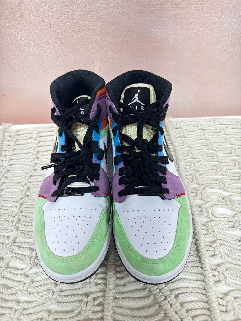 Nike Jordan Multi 1 Mid Sneaker