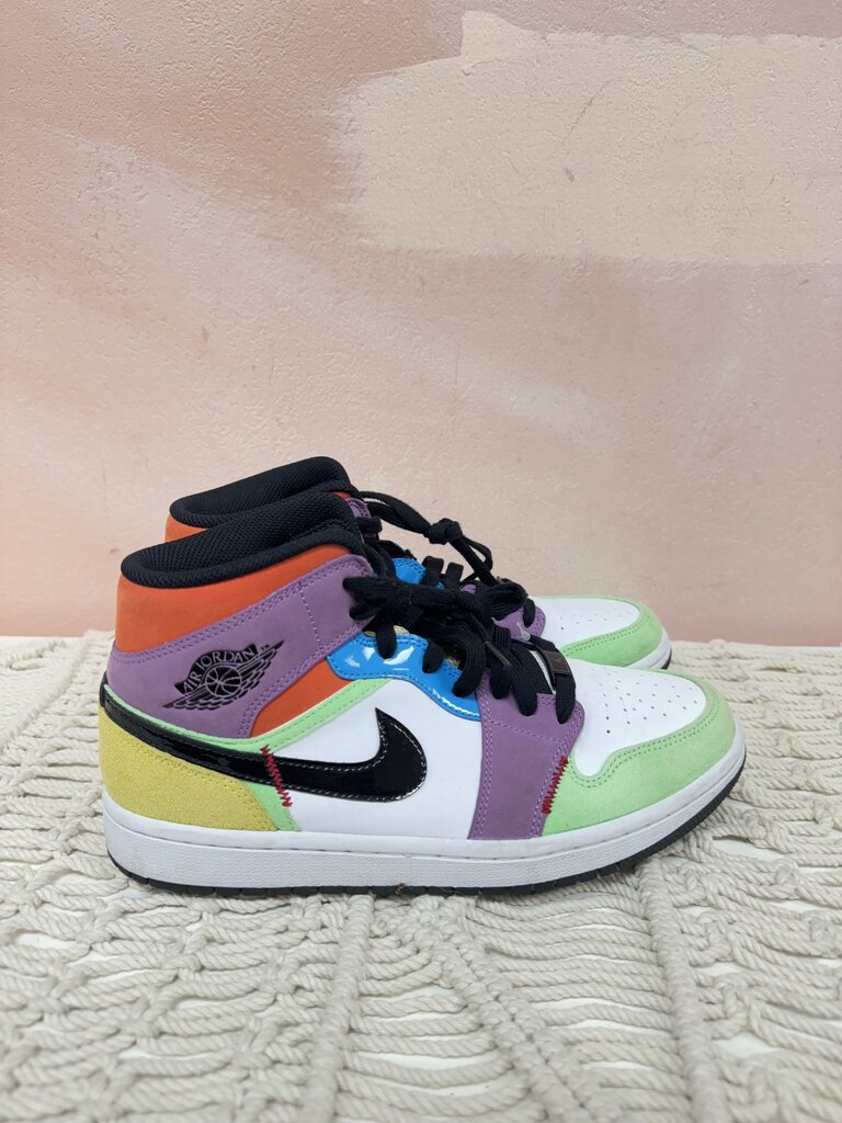 Nike Jordan Multi 1 Mid Sneaker