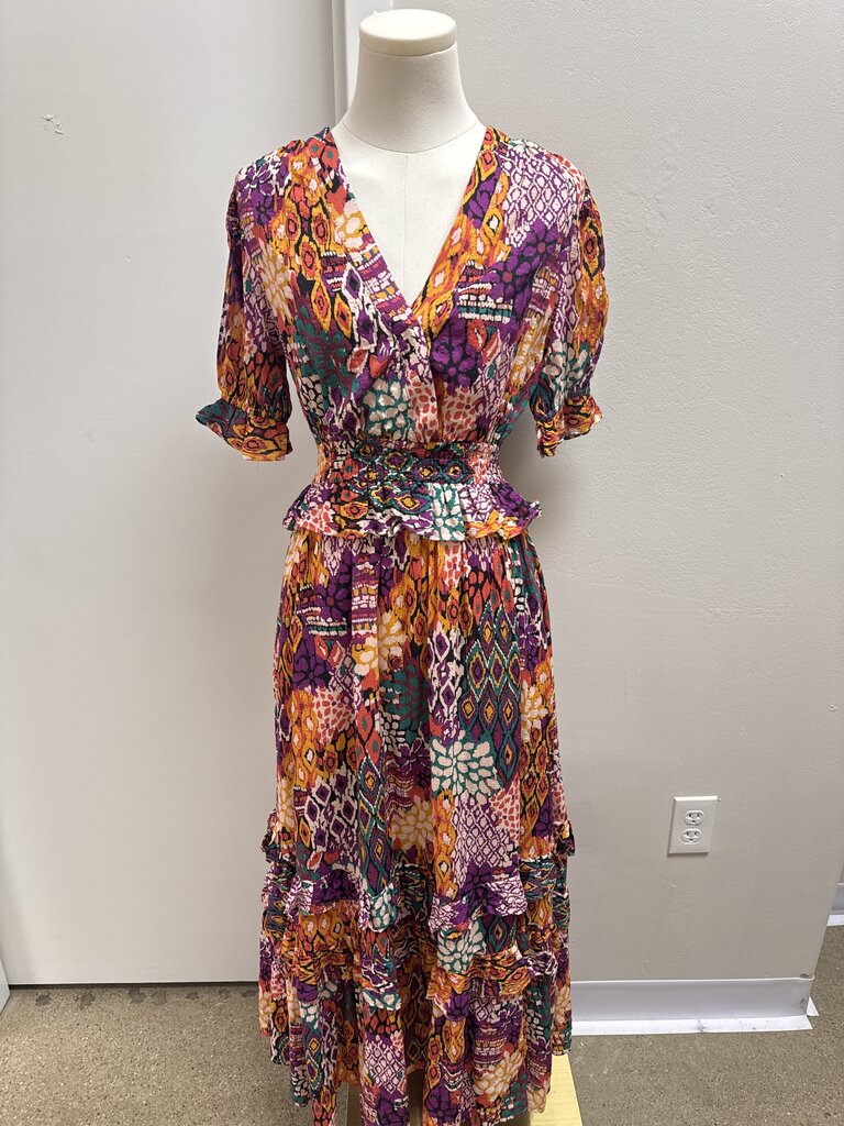 Avara Abstract Print Maxi Dress NWT