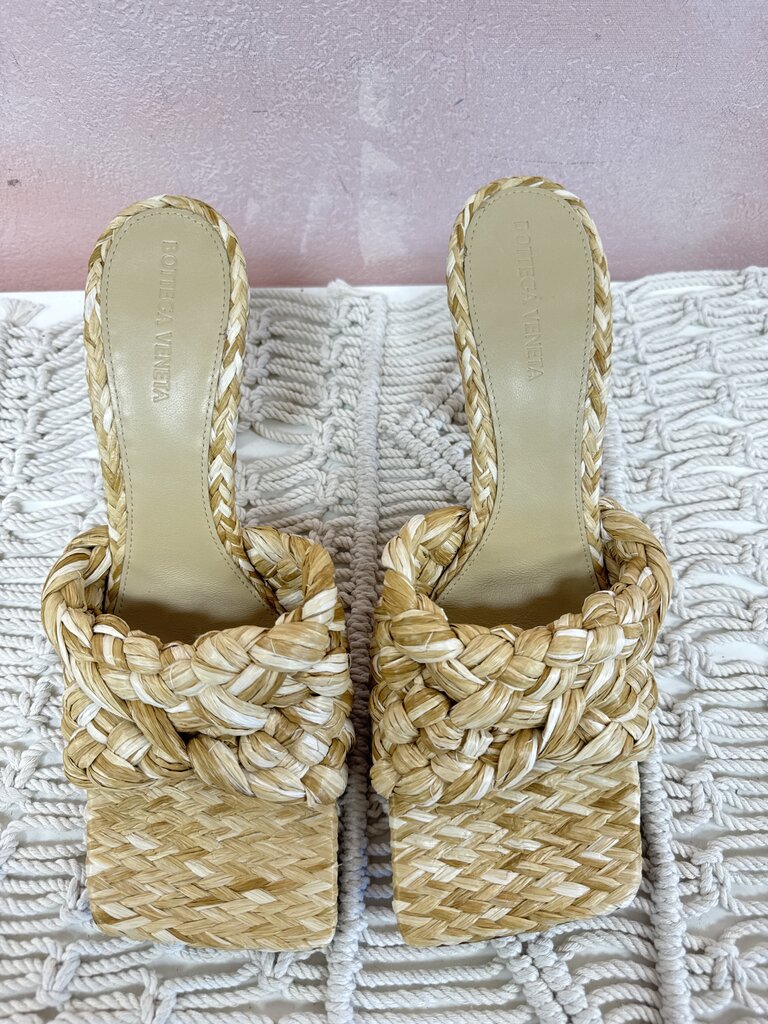 Bottega Raffia Sandal