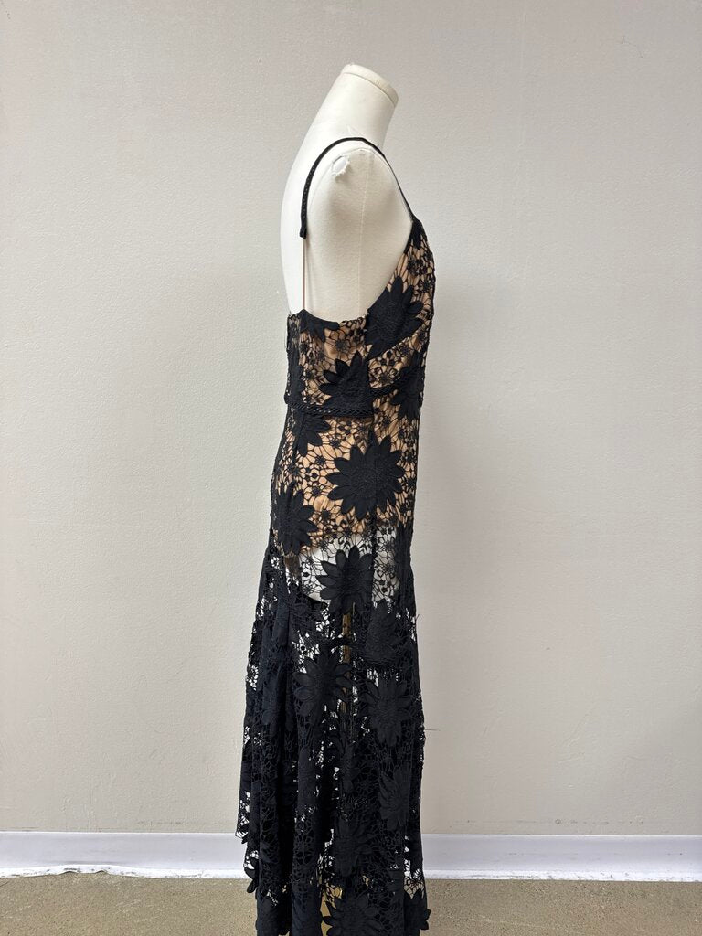 Elliatt Black Lace Maxi Dress