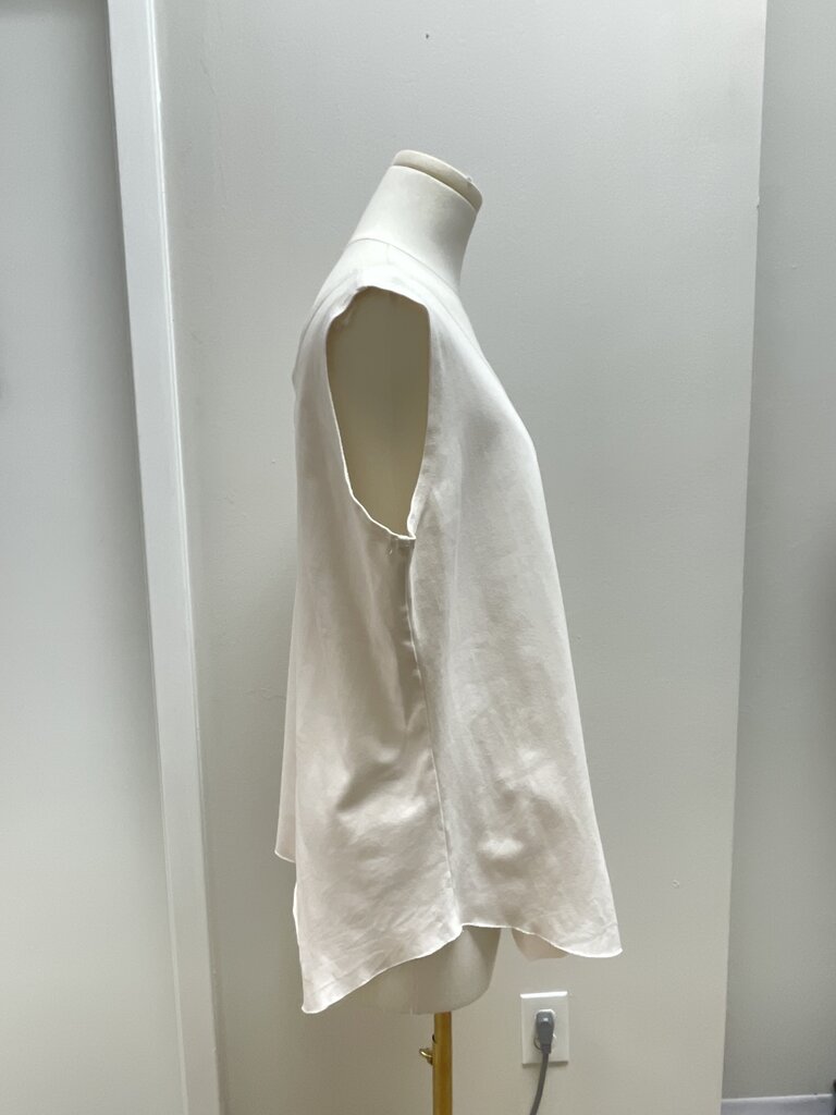 Planet Off White Tank
