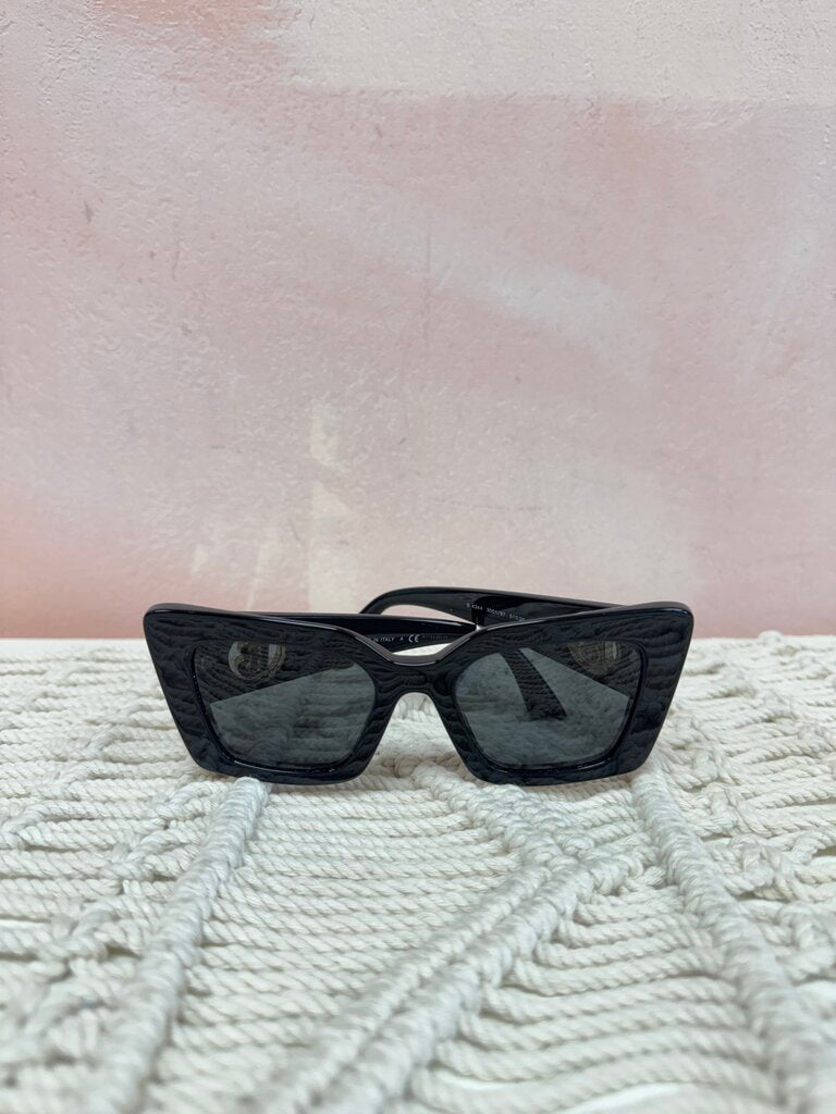 Burberry Black Cat Eye Frame Sunglasses