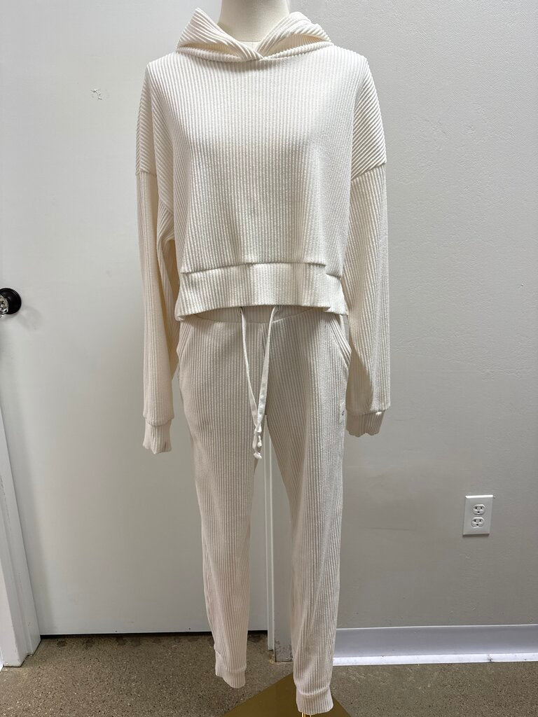 Alo Ivory Ribbed Sweatshirt and Sweatpants Set