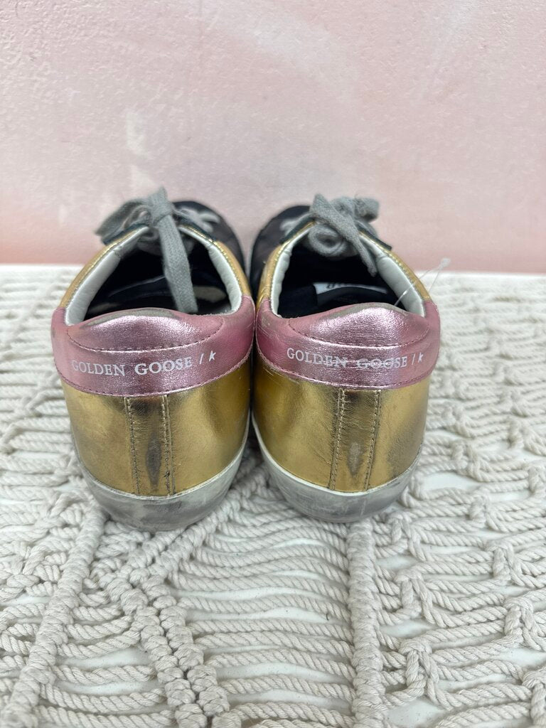 Golden Goose Black Sneaker