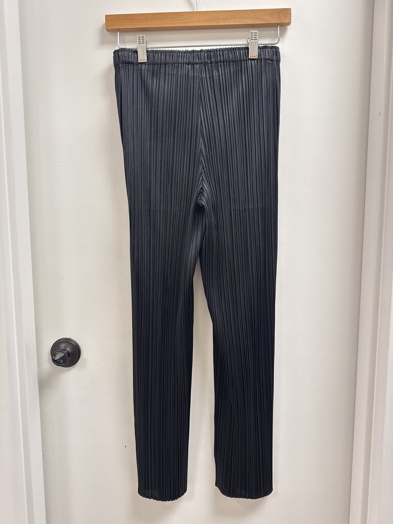 Pleats Please Black Pull on Pant NWT