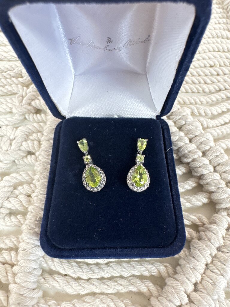 Danbury Mint Peridot Drop Earring
