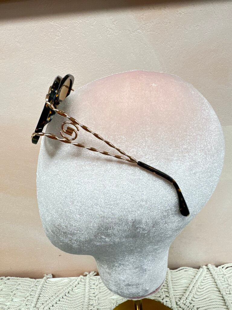 Elie Saab Tortoise Round Sunglasses NWT w/Box and Case