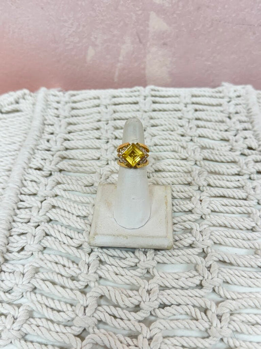 *(7)14k Citrine and Diamond RIng