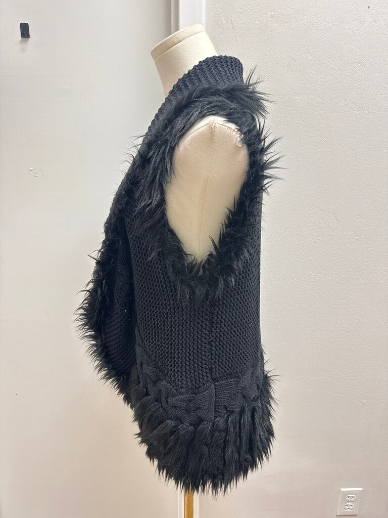 Lilly Pulitzer Black Faux Fur Trim Vest