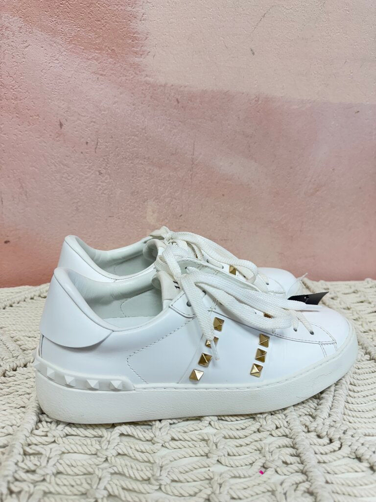 Valentino White Rockstud Sneaker