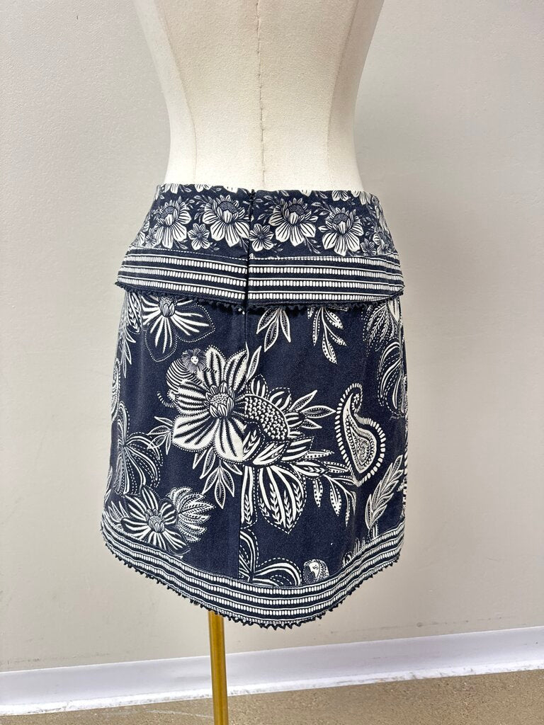 Farm Rio Black and White Mini Skirt NWT