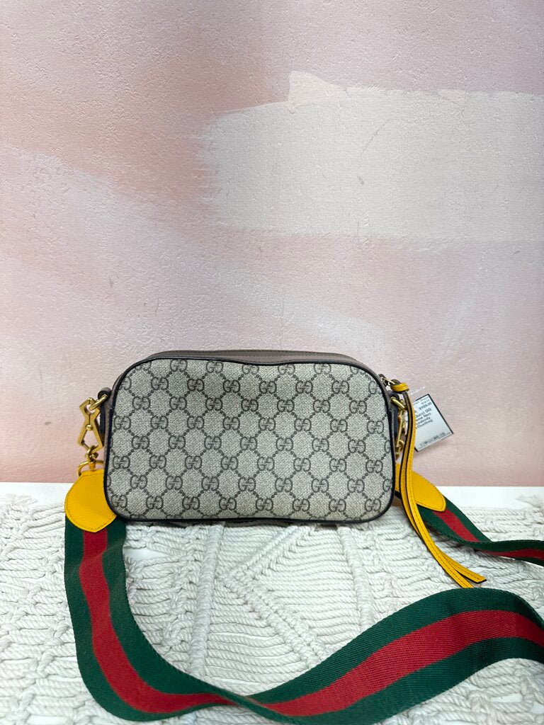Gucci GG Supreme Neo Crossbody w/Dustbag