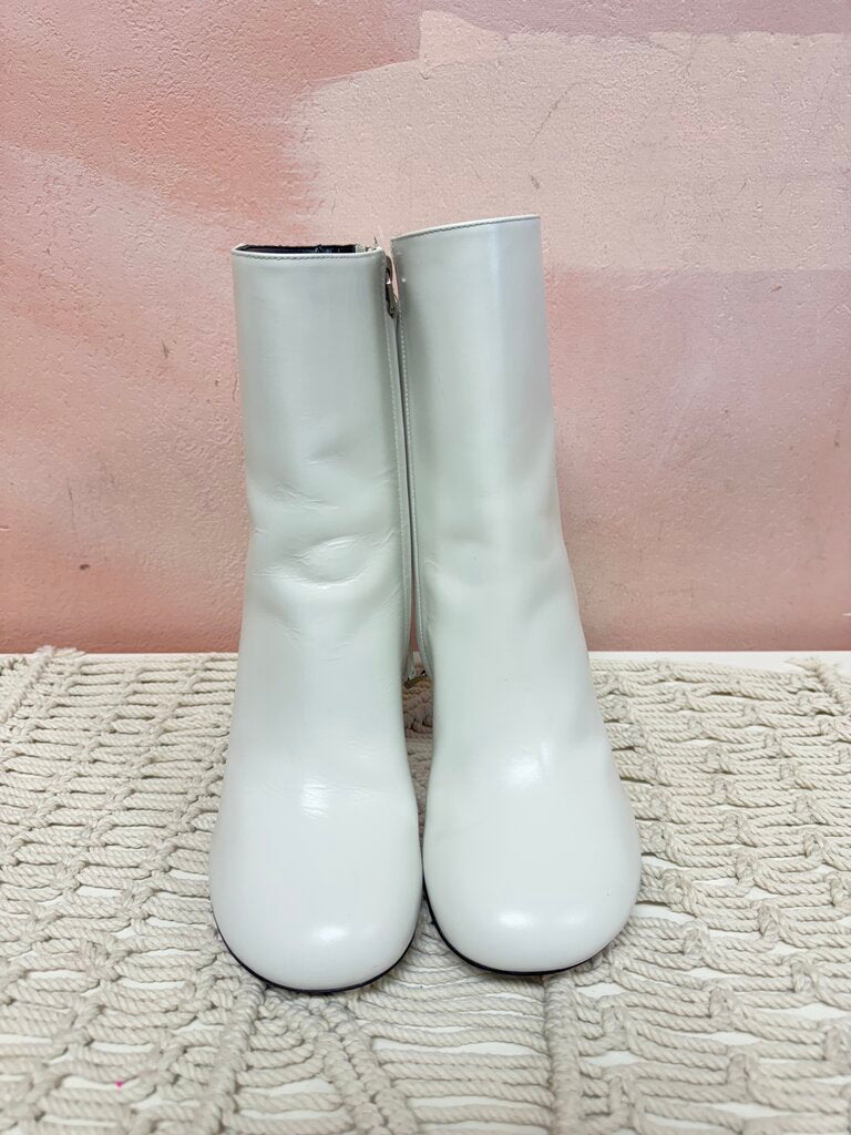 Givenchy Ivory G Cube Boot w/Box