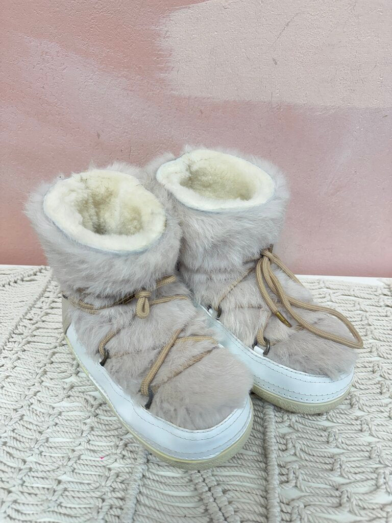 Inuikii Tan Shearling and Fur Boot