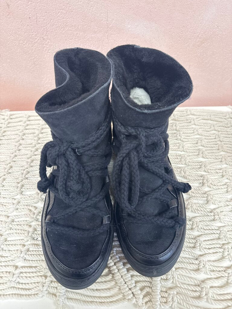 Inuikii Black Shearling Bootie