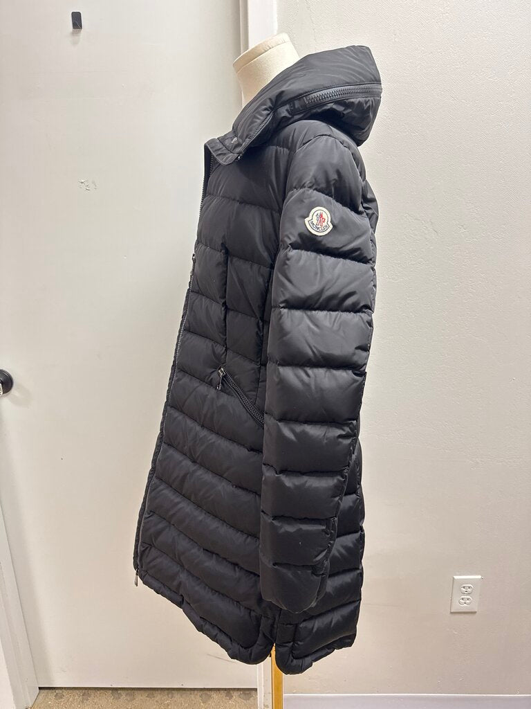 Moncler Black Flammette Fitted Quilted Puffer Jacket w/Stowable Hood