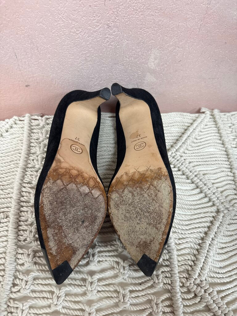 Chanel Black Suede Cap Toe Pump w/Dustbag