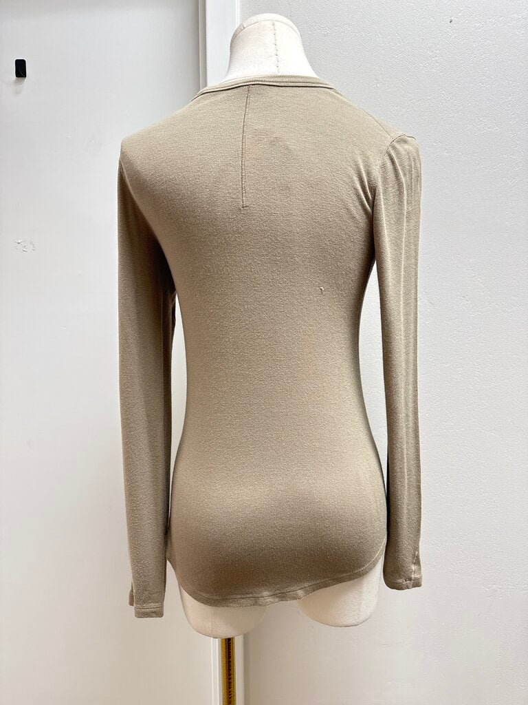 Lululemon Tan Ribbed Henely