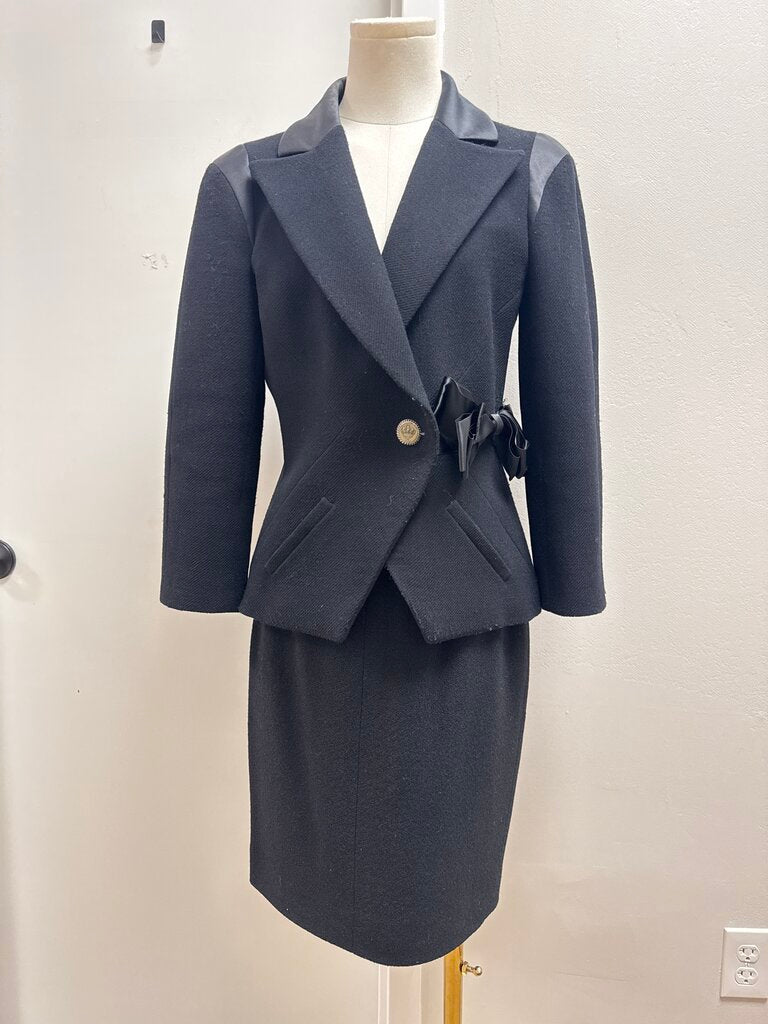 Chanel Black Vintage Satin Bow Detail Skirt Suit Fall '08