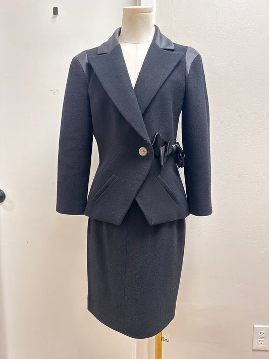Chanel Black Vintage Satin Bow Detail Skirt Suit Fall '08