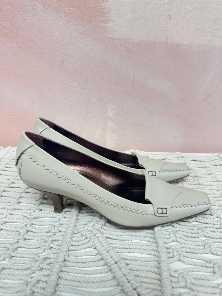 Tod's Beige Leather Loafer Pump