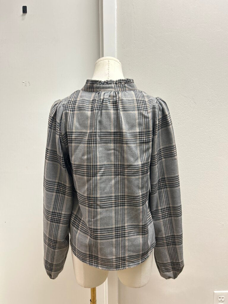 Evereve Grey Plaid Puff Sleeve Blouse
