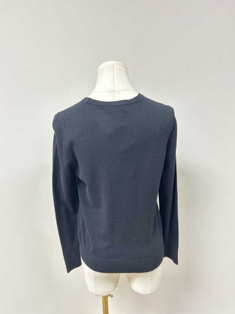 Sara Campbell Black Top