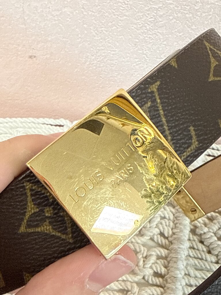 Louis Vuitton Vintage Logo Belt w/Box