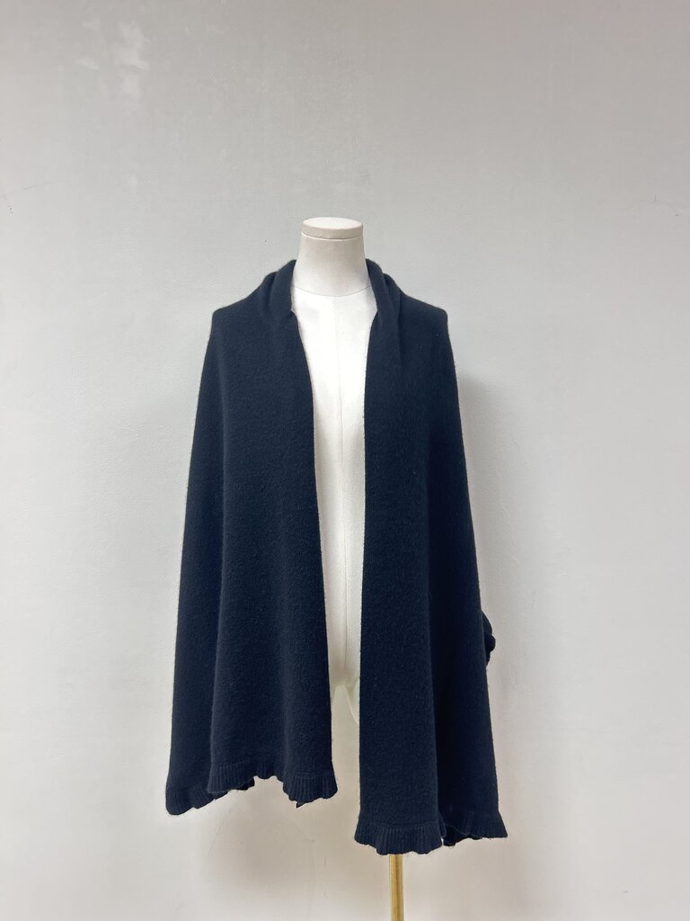 Black Cashmere Ruffle Wrap