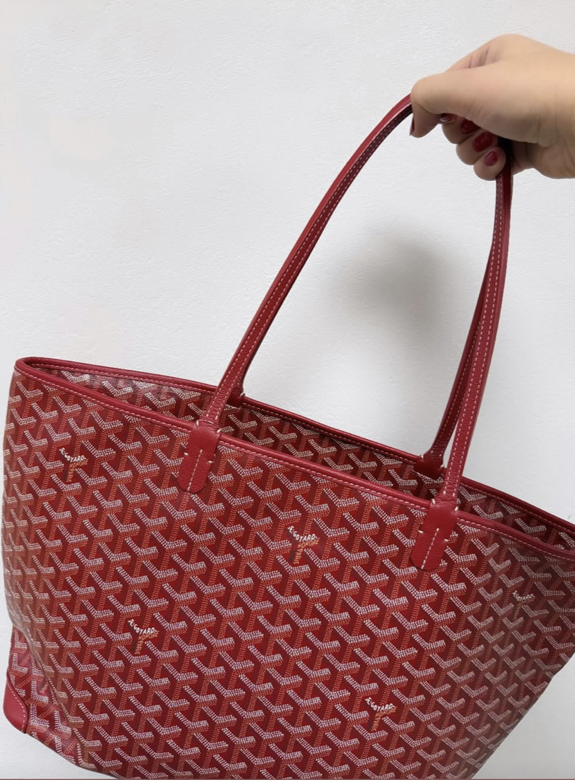 Handbags - Totes – Cleveland Consignment Shoppe