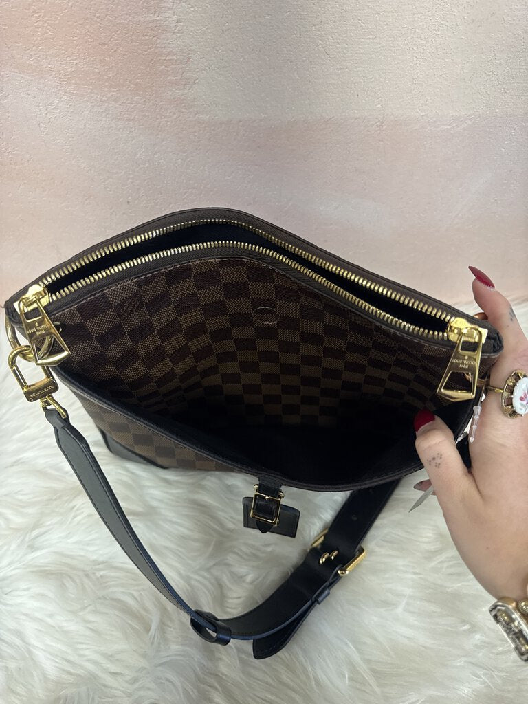 Louis Vuitton Damier Odeon MM Shoudler Bag '23