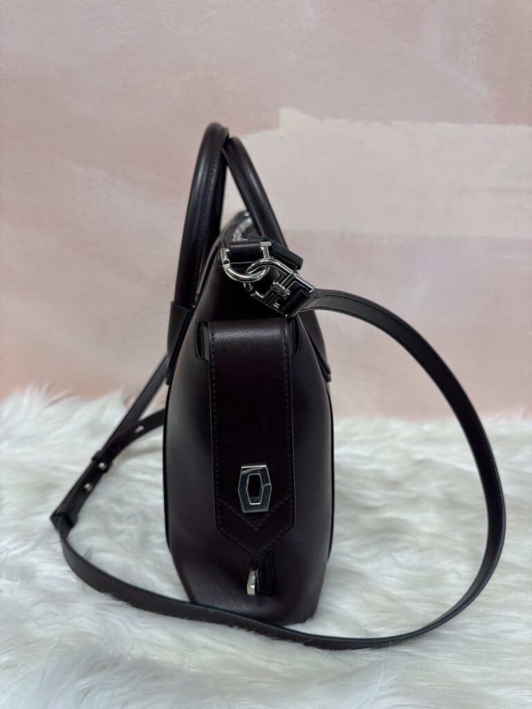 Givenchy Brown Leather Antigona Shoulder Bag