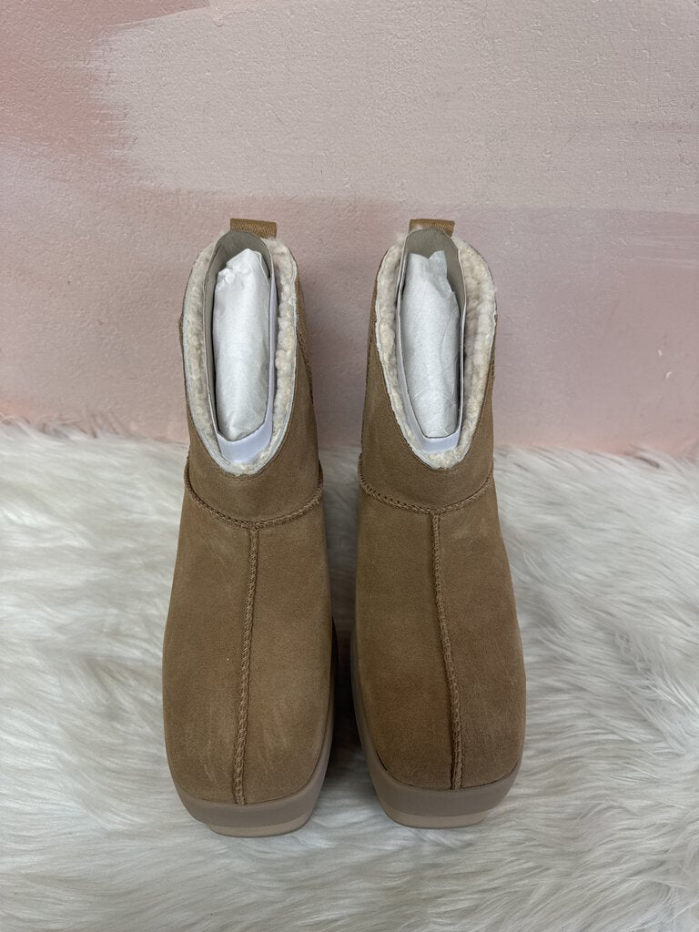 Ugg Tan Shearling Lug Sole Platform Boot