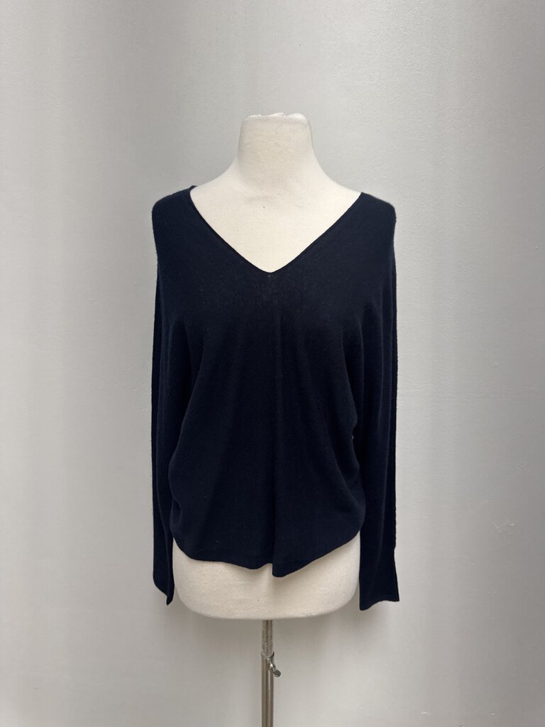 Vince Black Cashmere V-Neck Sweater NWT